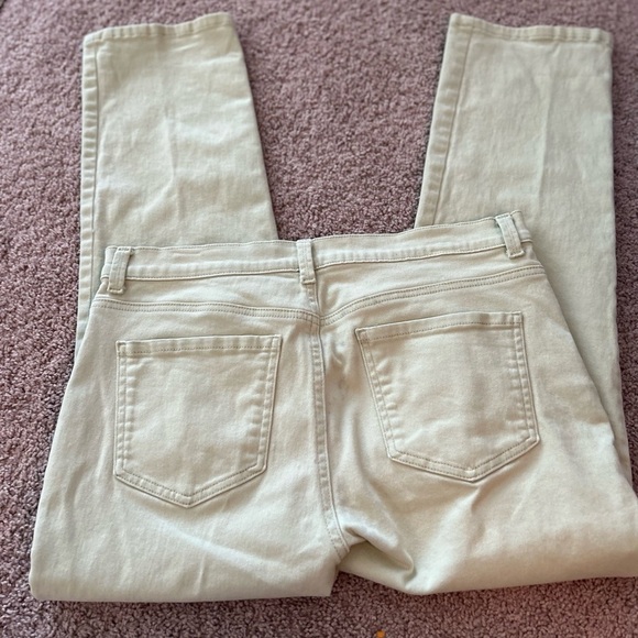 Gloria Vanderbilt Women’s Green Jeans
Size 14P - Picture 3 of 5